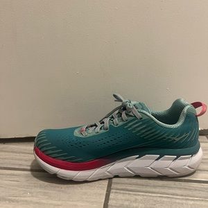 Hoka Running Shoes (size 7.5)
